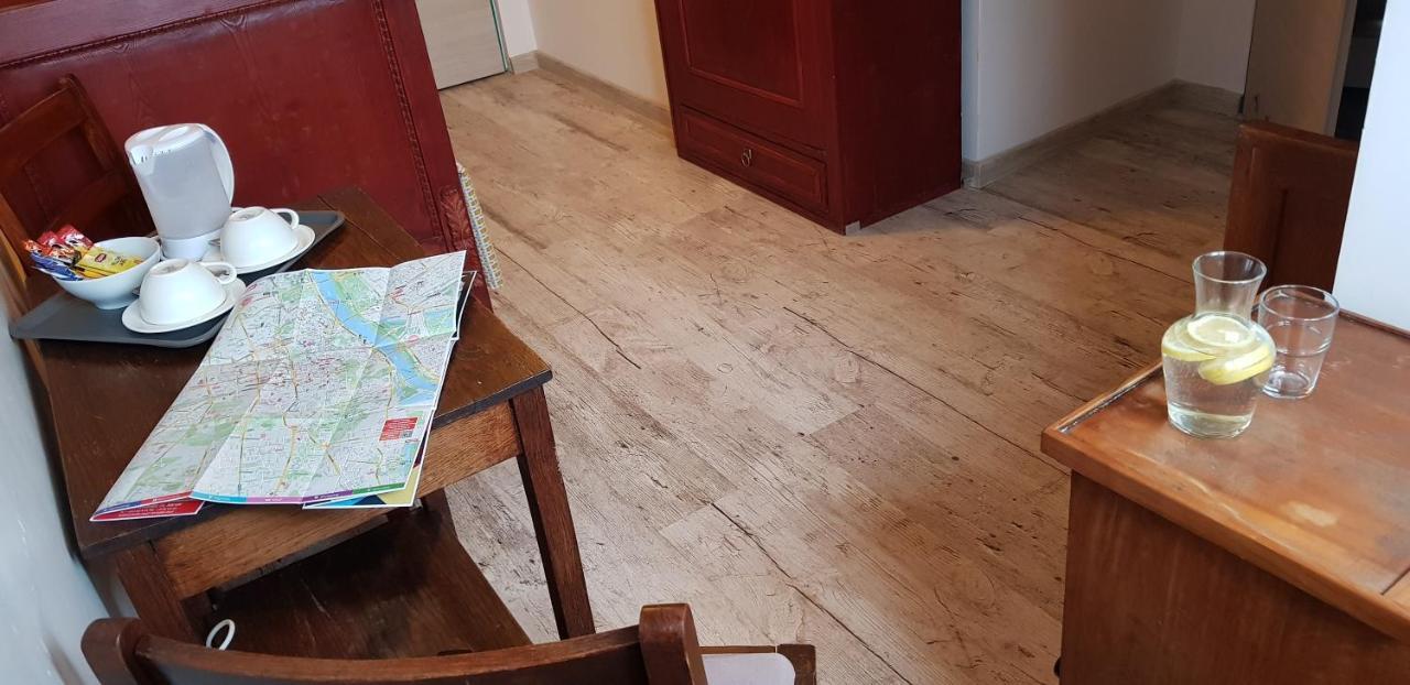 Oki Doki Old Town Bed & Breakfast Warsawa Bagian luar foto