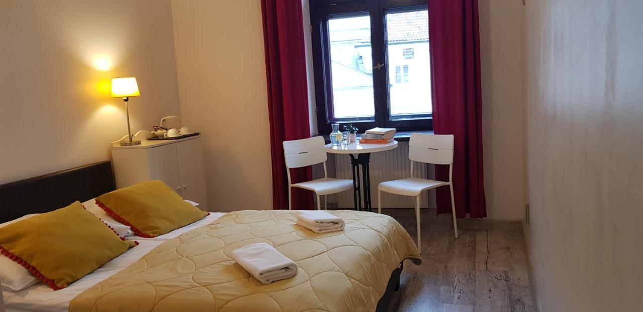 Oki Doki Old Town Bed & Breakfast Warsawa Bagian luar foto